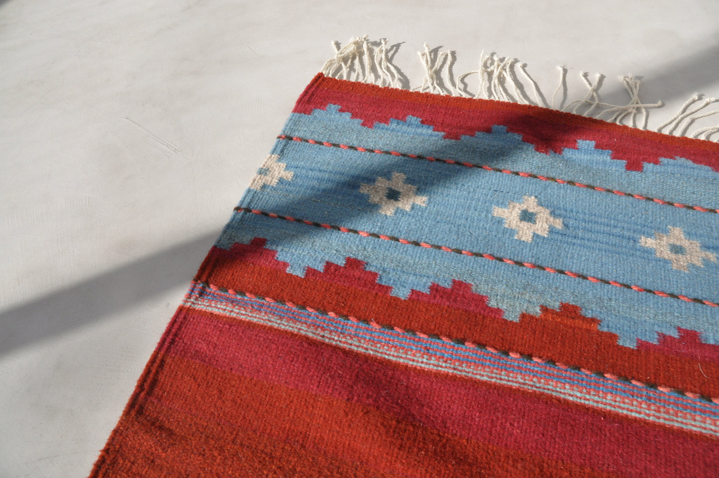 サポテックラグ